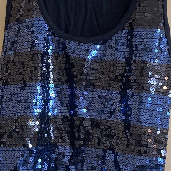 Holiday Party Sequin Top - Picture 4 of 4